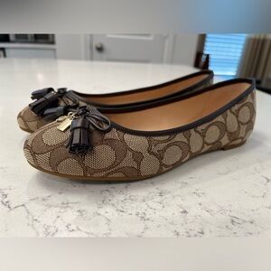 Coach Benni Signature Jacquard Flats-Khaki/Mahogany (Size 6,Like New)